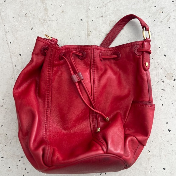 Slouchy Buttery Soft Genuine Leather Hobo Bucket Bag - Picture 4 of 11